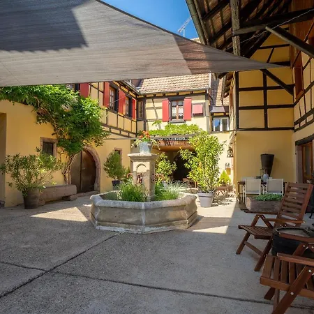 - La Cour St Fulrad Apartment