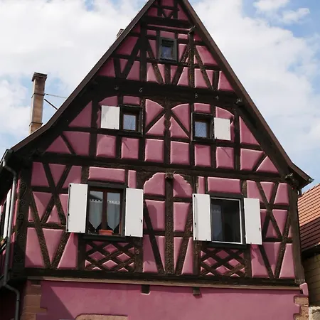 - La Cour St Fulrad Apartment