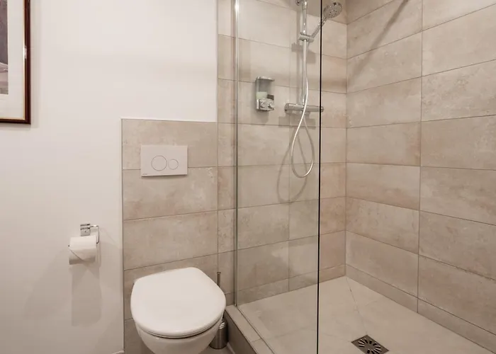 - La Cour St Fulrad * Saint-Hippolyte (Haut-Rhin)