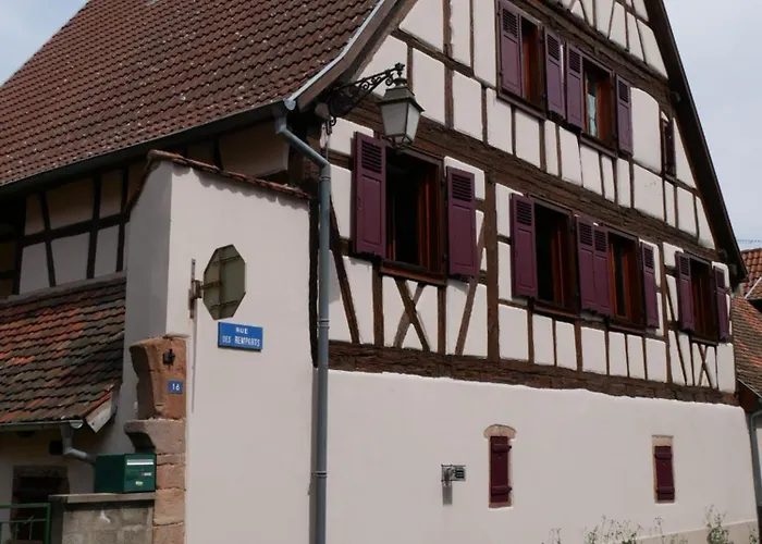 - La Cour St Fulrad Lejlighed *